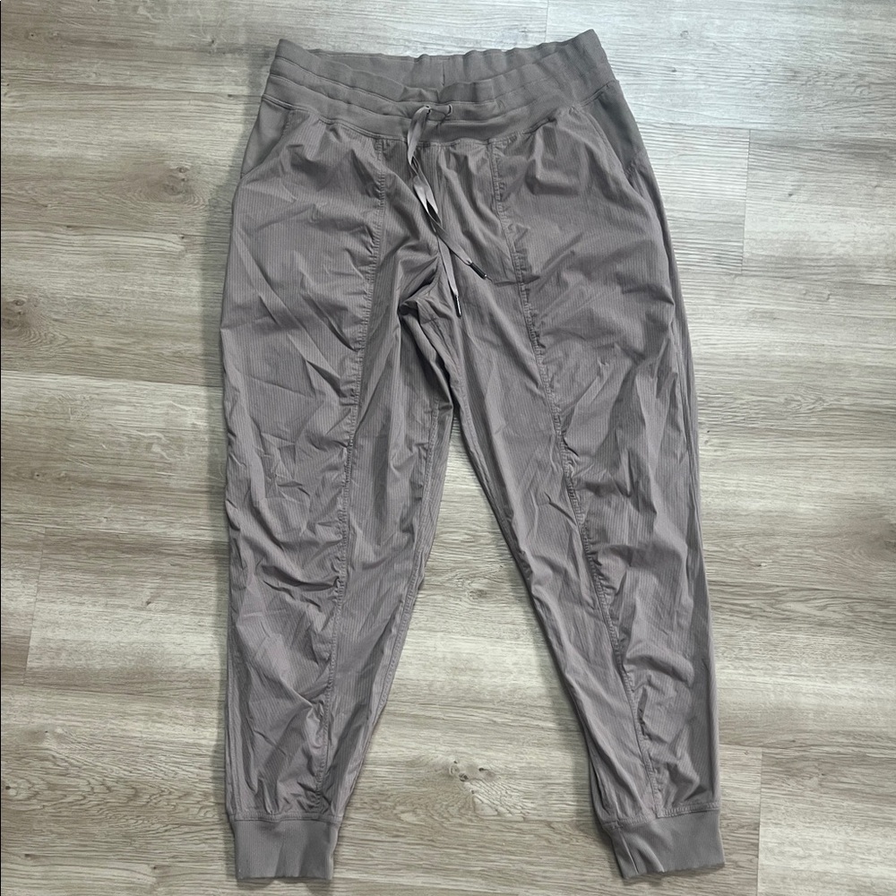 lululemon athletica Taupe Joggers, Women’s size 12, NW/OT